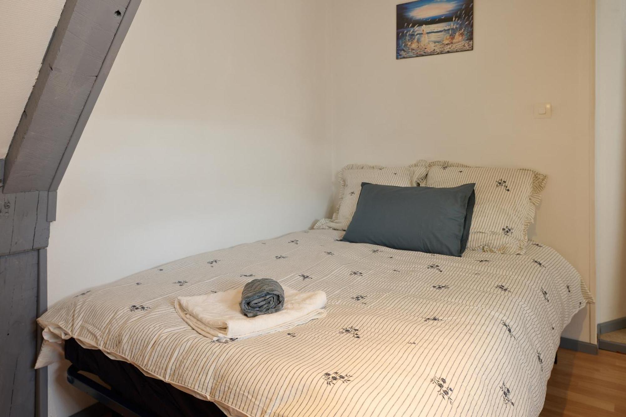 Appartement De Caractere, Charme نيفي المظهر الخارجي الصورة