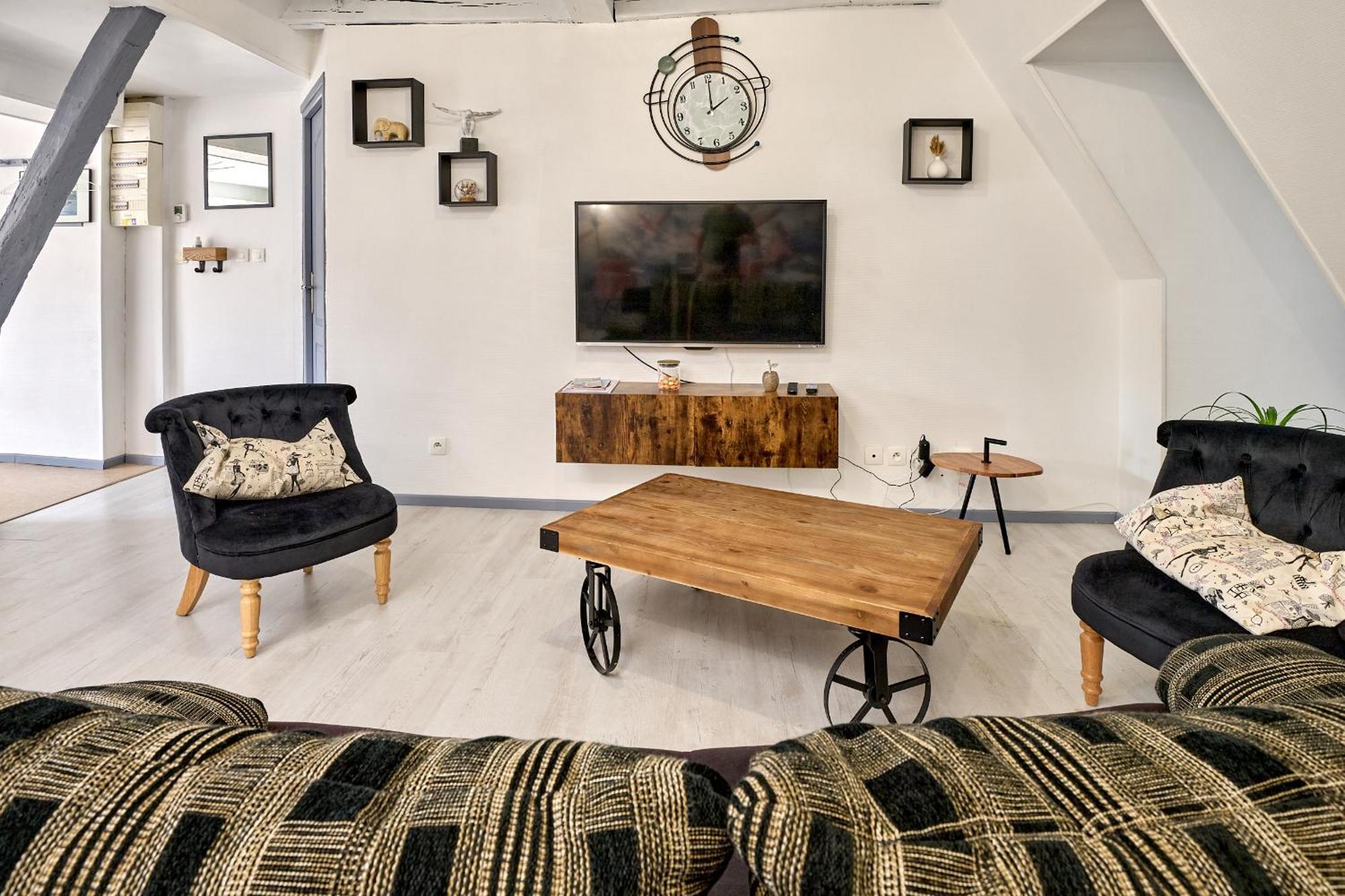 Appartement De Caractere, Charme نيفي المظهر الخارجي الصورة
